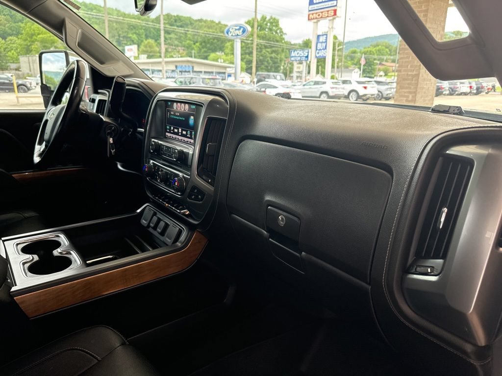 Used 2016 Chevrolet Silverado 3500 LTZ w/ Duramax Plus Package AWD/4WD image 21