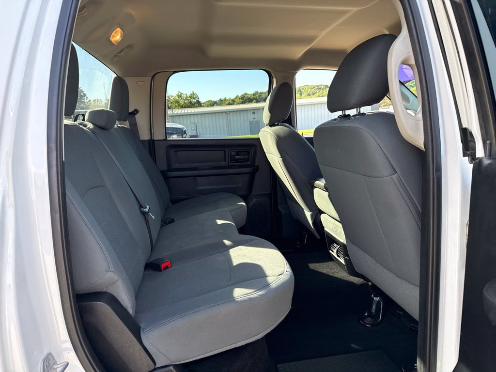 Used 2015 RAM 1500 Express AWD/4WD image 12