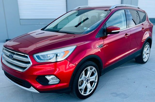 Used 2019 Ford Escape Titanium w/ U9j03 - Titanium Tow Package image 3