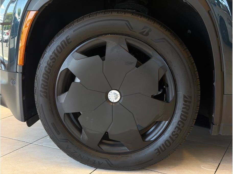 Used 2023 Fisker Ocean Ultra AWD/4WD image 9