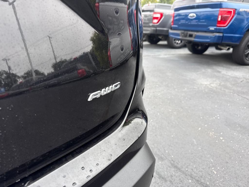 Used 2024 Ford Edge SEL w/ Convenience Package AWD/4WD image 12