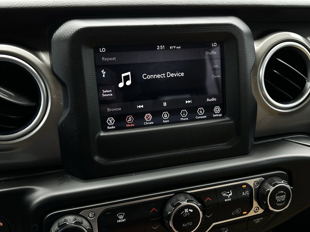 Used 2018 Jeep Wrangler Unlimited Sahara w/ LED Lighting Group image 19