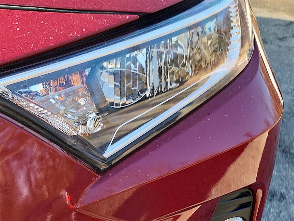 Used 2021 Toyota RAV4 Limited image 9