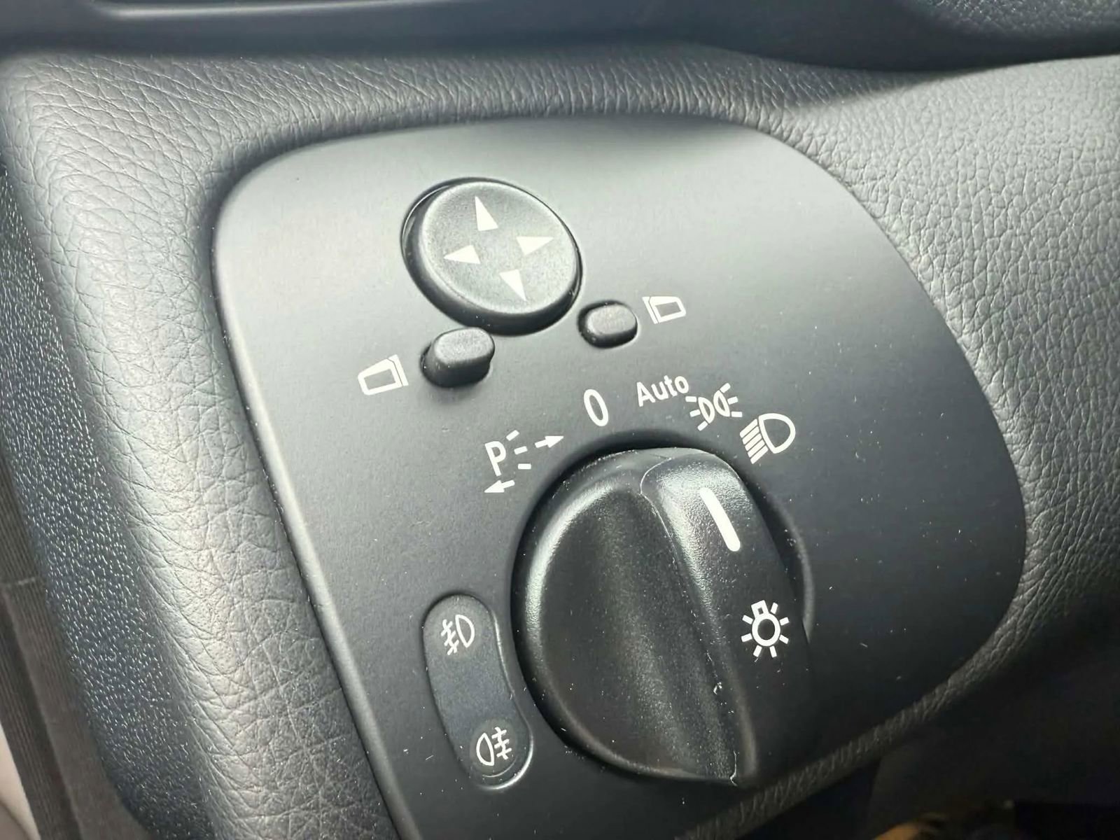 Used 2007 Mercedes-Benz C 280 4MATIC Sedan image 16