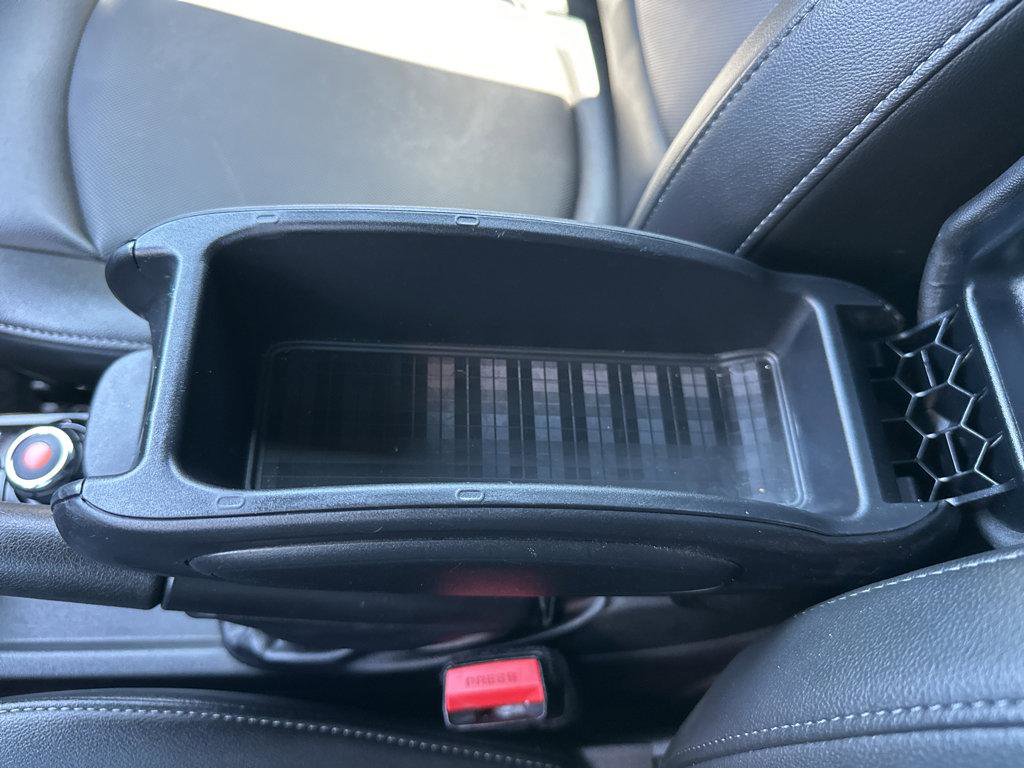 Used 2019 MINI Cooper Convertible image 29