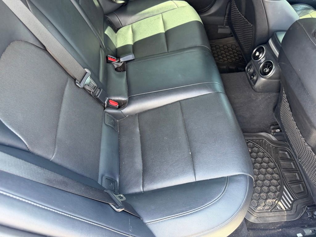 Used 2018 Kia Stinger GT image 18