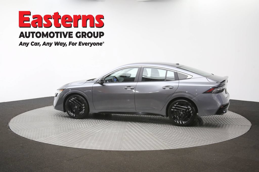 Used 2026 Nissan Sentra SR w/ Floor Mat Package FWD image 59