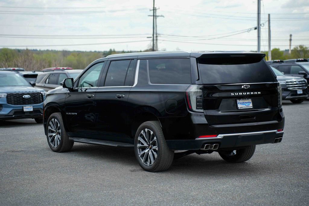 Used 2026 Chevrolet Suburban High Country w/ Sun And Tow Package AWD/4WD image 7