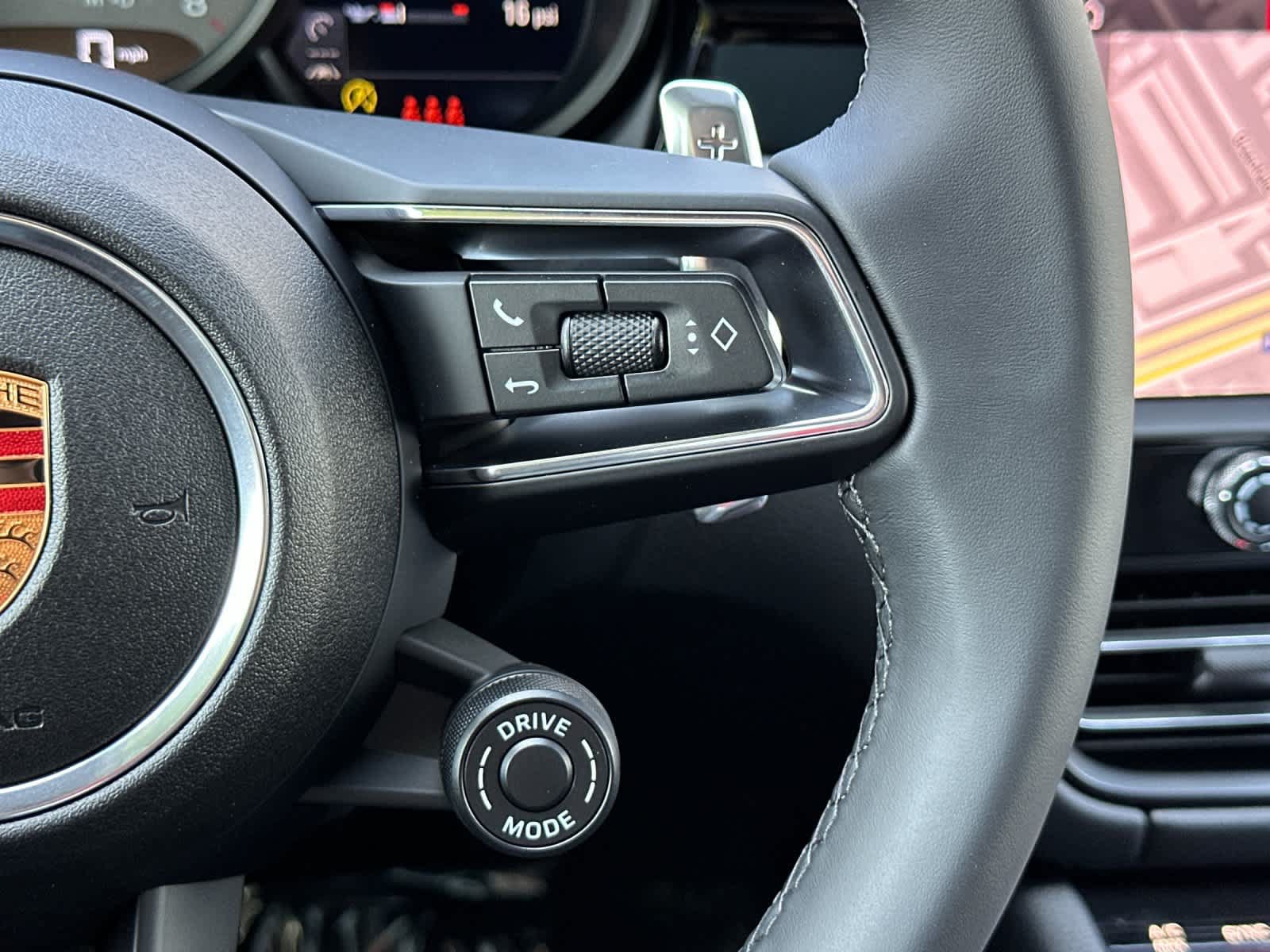 New 2026 Porsche Macan S AWD/4WD image 28