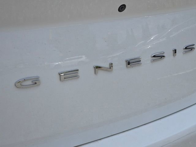 Used 2022 Genesis G70 2.0T RWD image 22