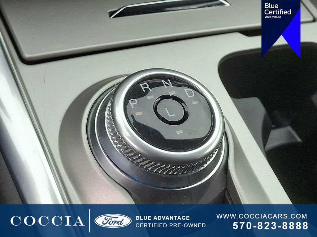 Certified 2022 Ford Explorer XLT w/ Equipment Group 202A image 16