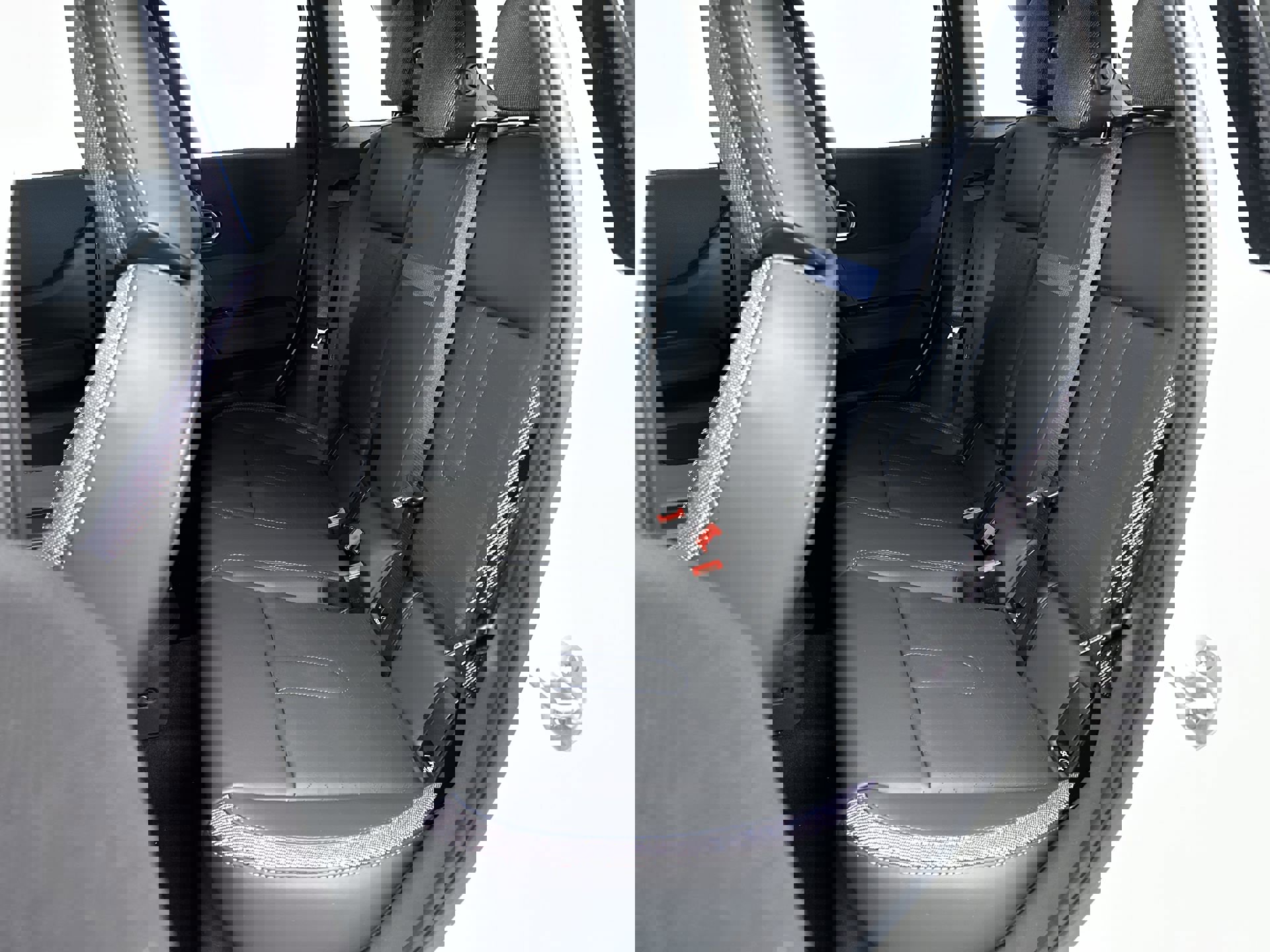 New 2026 MINI Cooper 4-Door Hardtop image 23