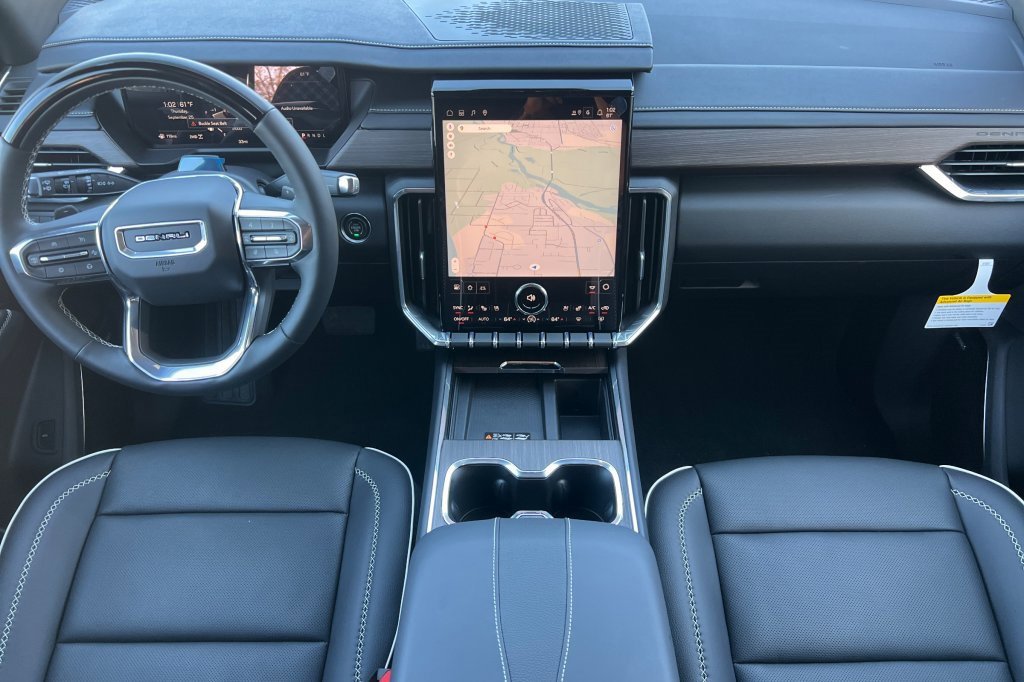 New 2026 GMC Acadia Denali w/ Super Cruise Package image 10