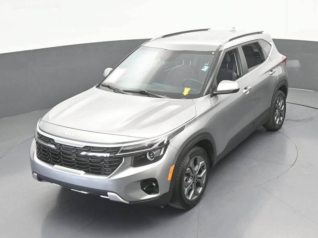 Used 2024 Kia Seltos S FWD image 42