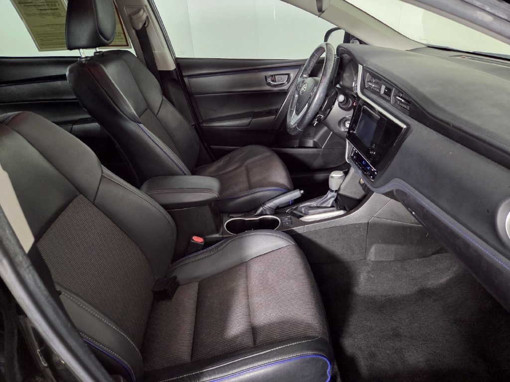 Used 2019 Toyota Corolla SE FWD image 28