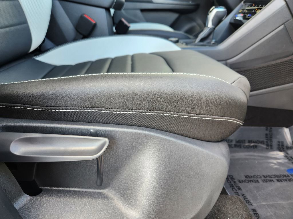 New 2026 Volkswagen Taos SEL image 20