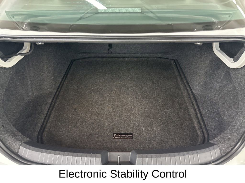 Used 2019 Volkswagen Jetta R-Line FWD image 28