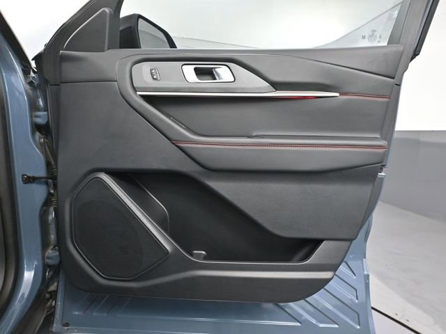 Used 2025 Ford Explorer ST image 51