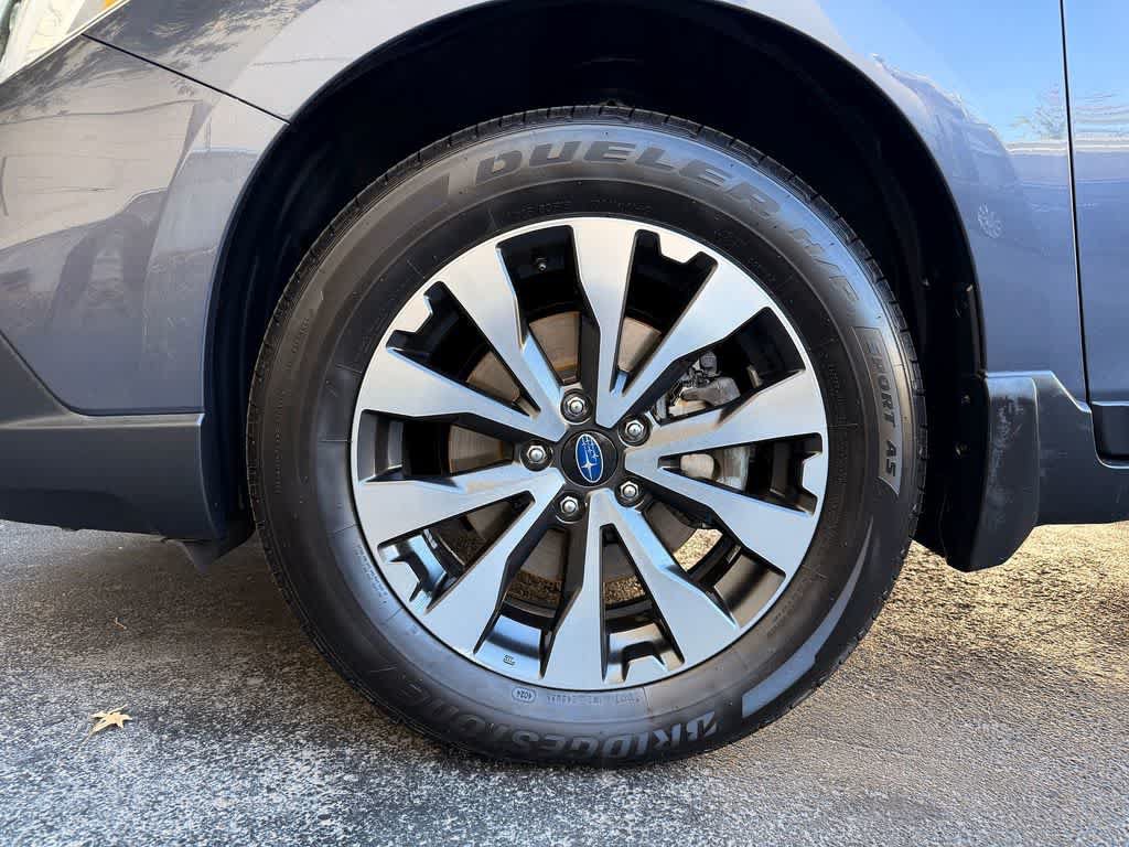 Used 2016 Subaru Outback 2.5i Limited AWD/4WD image 8