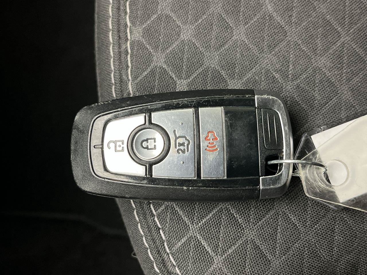 Certified 2025 Ford Escape Active AWD/4WD image 23