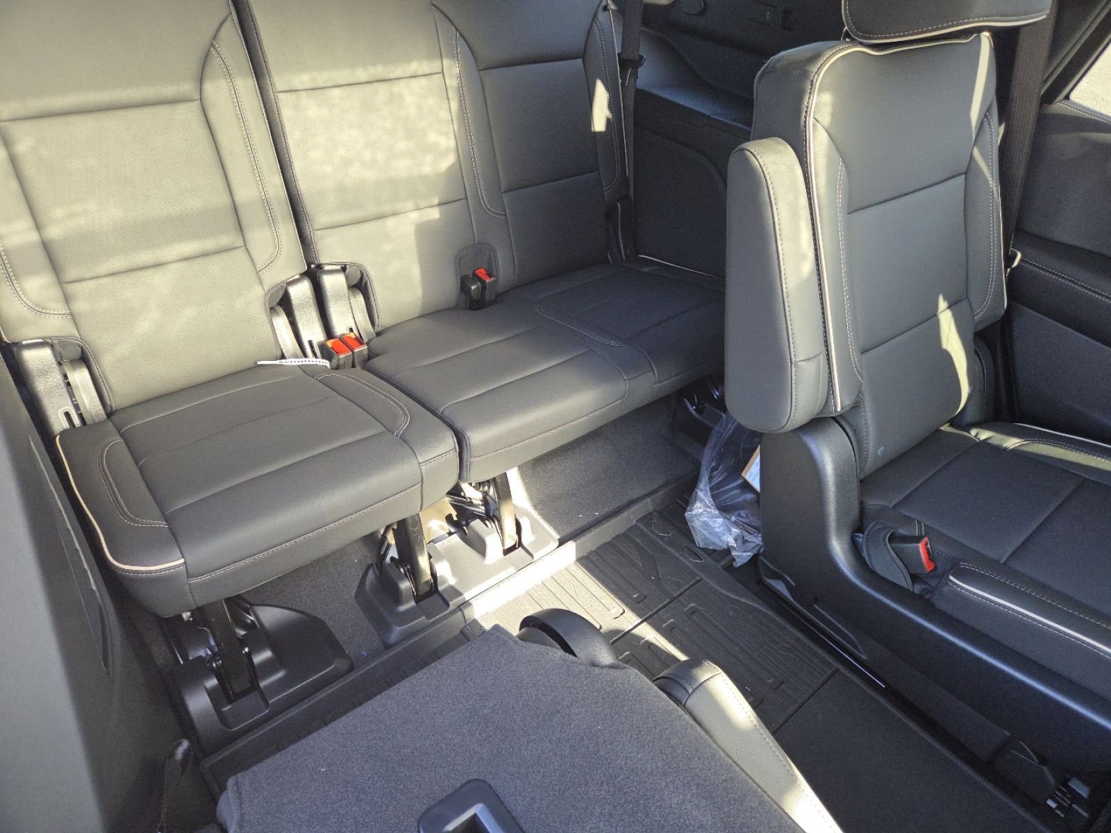 New 2026 GMC Yukon Elevation image 28