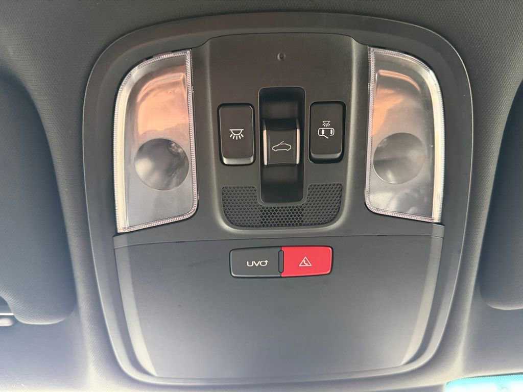 Used 2022 Kia Stinger GT-Line w/ Sun & Sound Package image 23