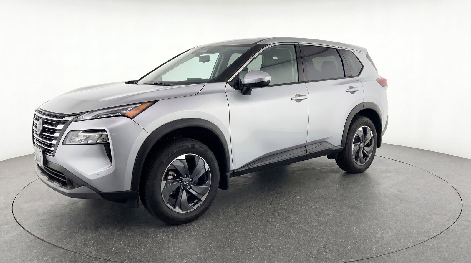 Used 2025 Nissan Rogue SV FWD image 3