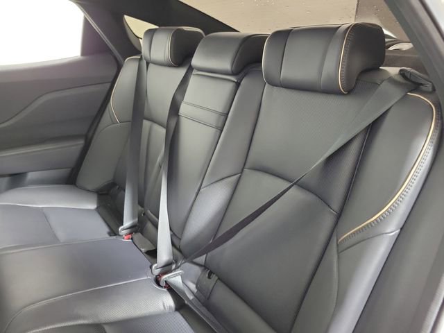 Used 2023 Toyota Crown Limited image 13