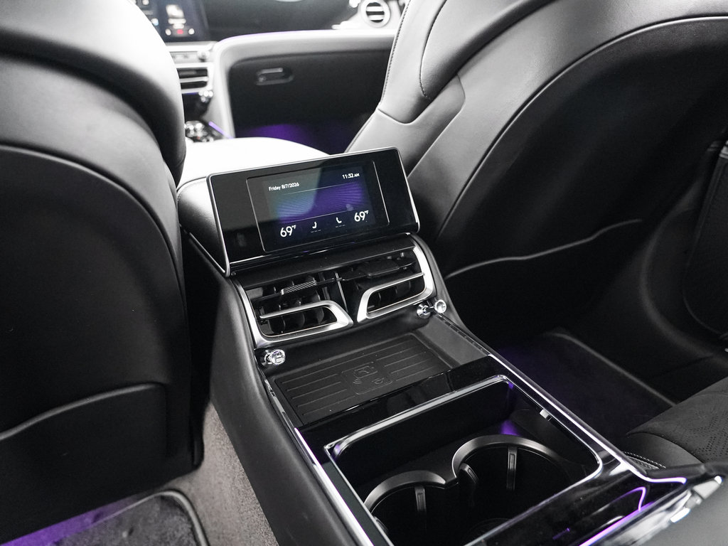 Certified 2025 Bentley Flying Spur Plug-In Hybrid AWD/4WD image 32