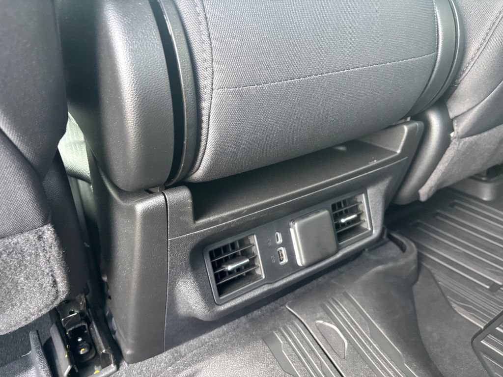 Used 2024 GMC Sierra 1500 Elevation w/ LPO, Elevation Black Package AWD/4WD image 29