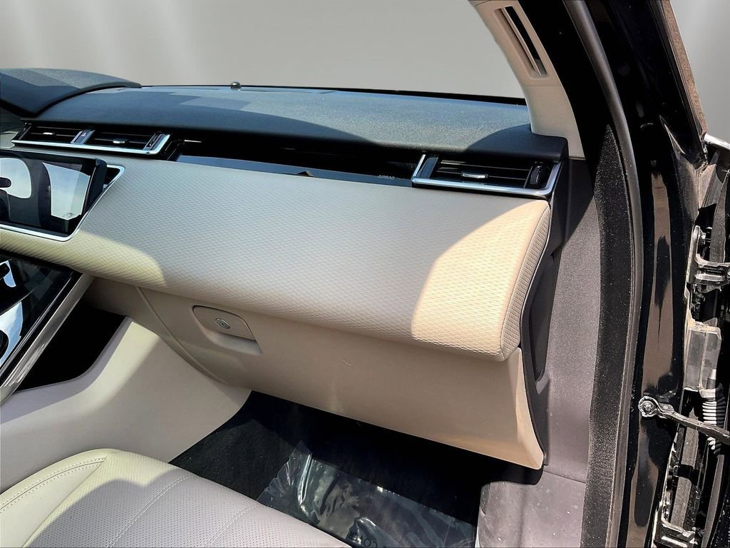 Used 2023 Land Rover Range Rover Velar S AWD/4WD image 26