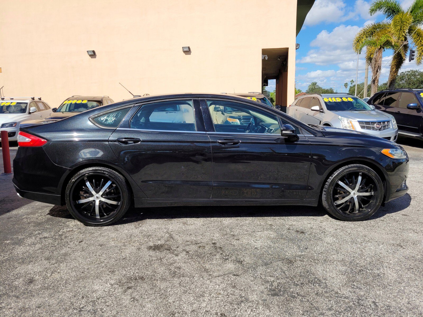 Used 2013 Ford Fusion SE image 15