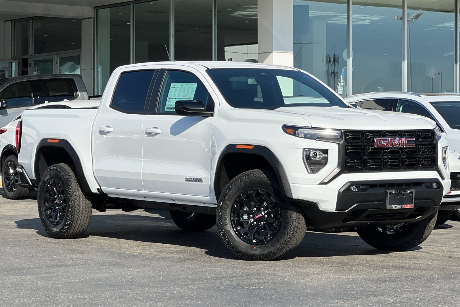 New 2026 GMC Canyon Elevation w/ Convenience Package image 2