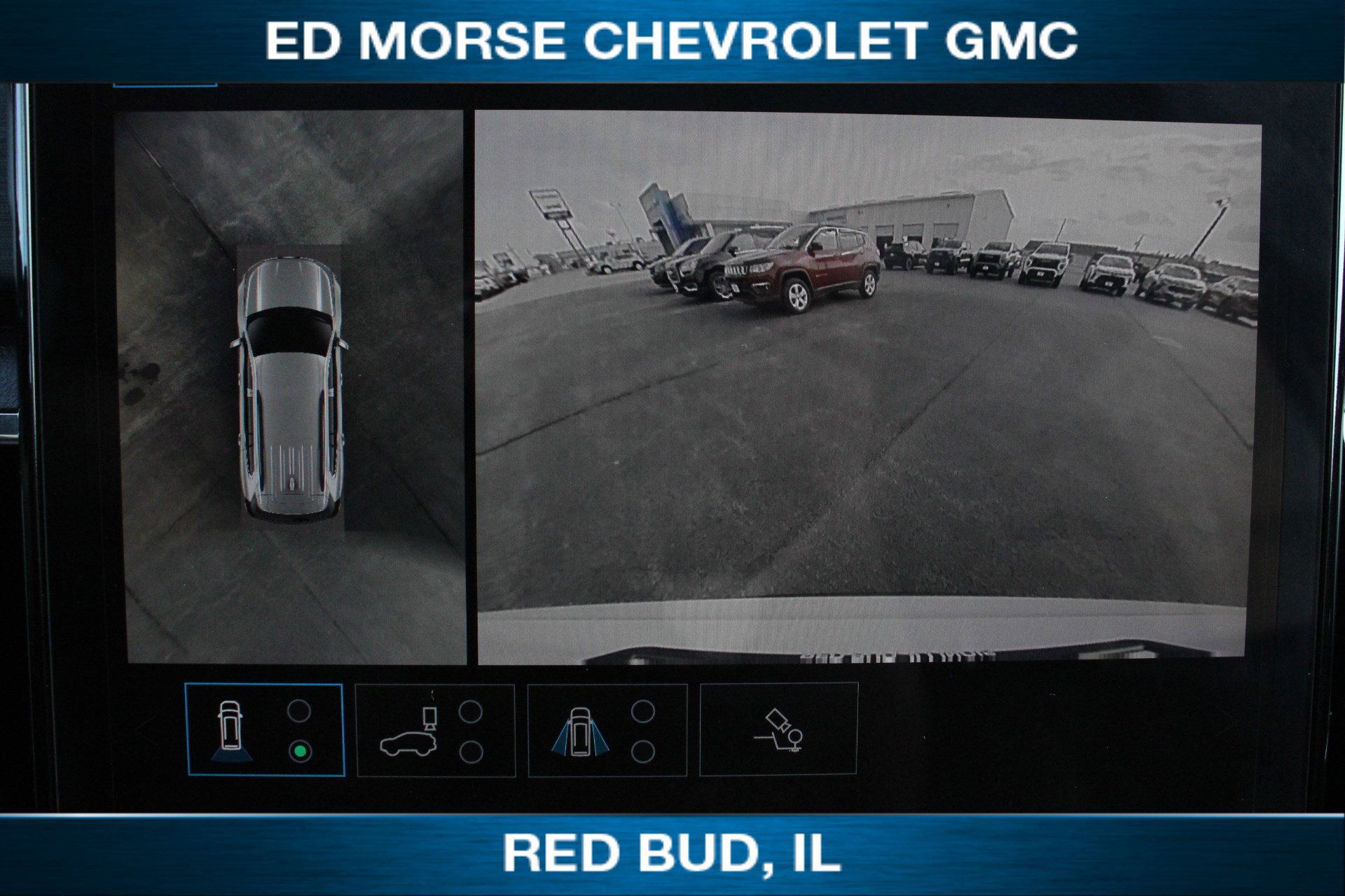 Used 2024 GMC Acadia Elevation image 11