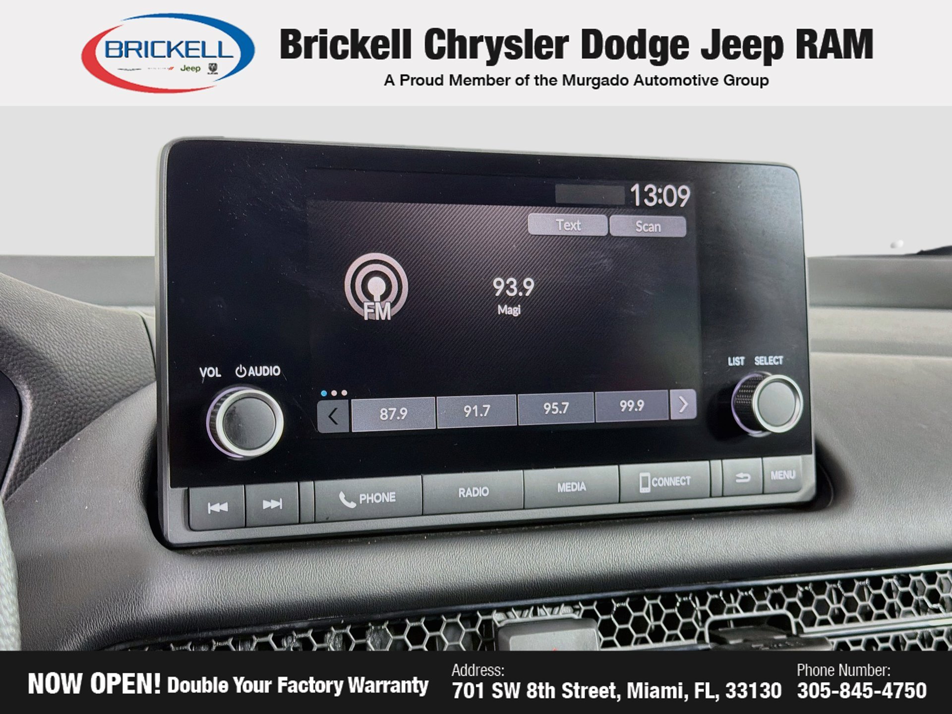 Used 2024 Honda HR-V LX image 28