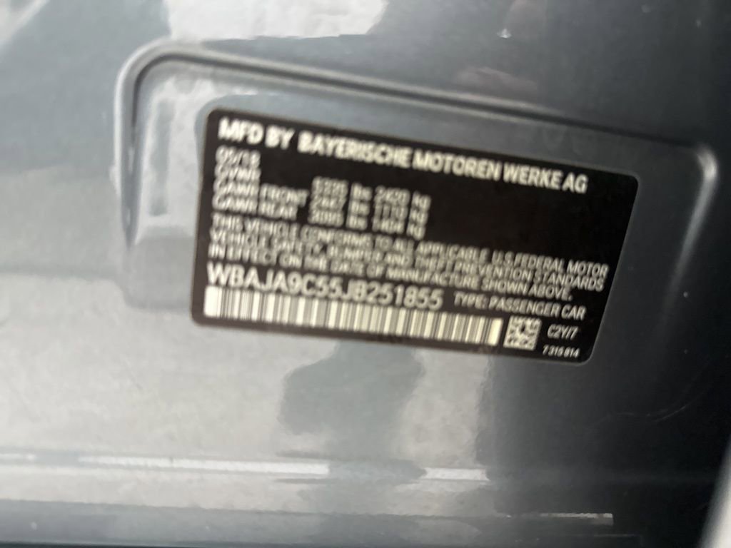 Used 2018 BMW 530e w/ Premium Package 2 image 30