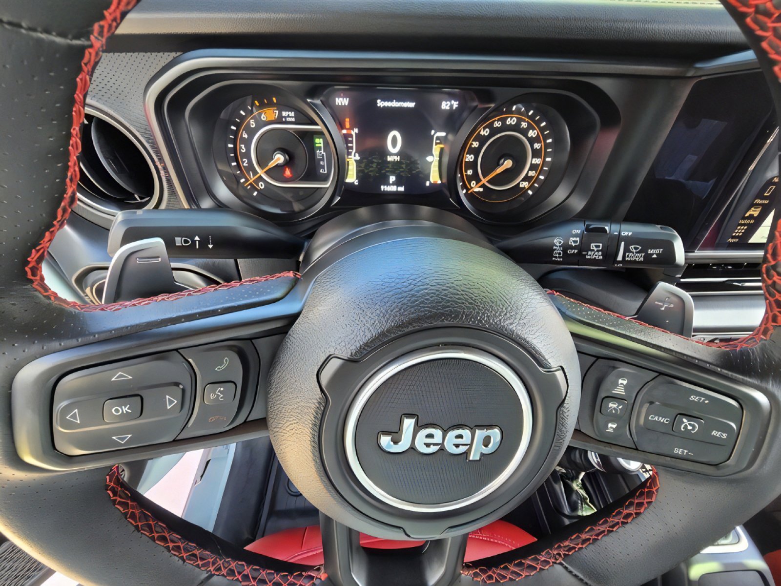 Used 2024 Jeep Wrangler Unlimited Rubicon 392 image 9