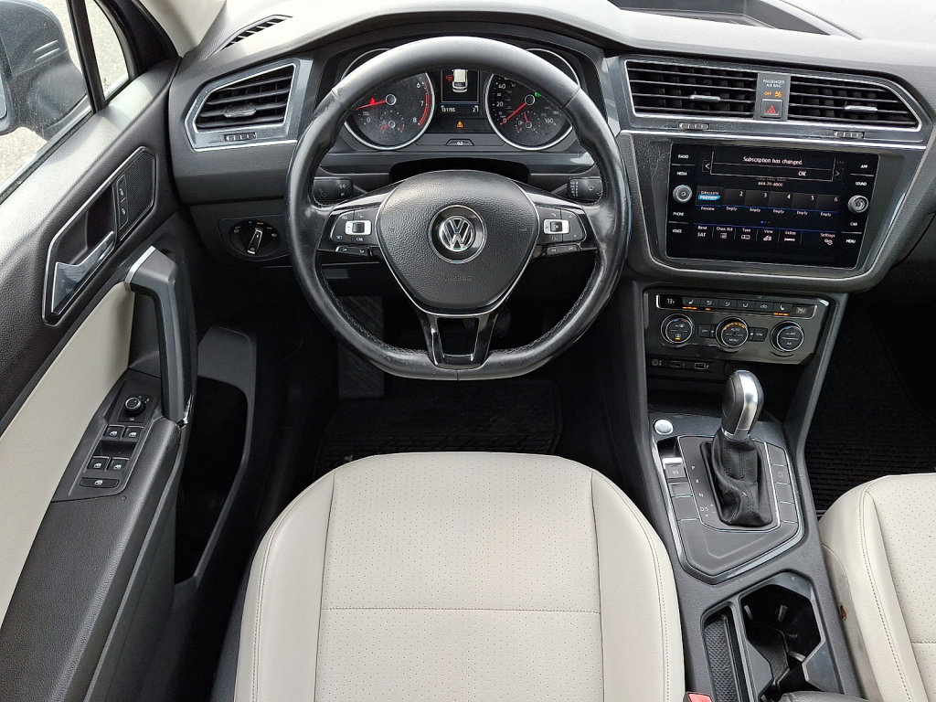 Used 2018 Volkswagen Tiguan SE w/ Front Fog Lights Package image 15
