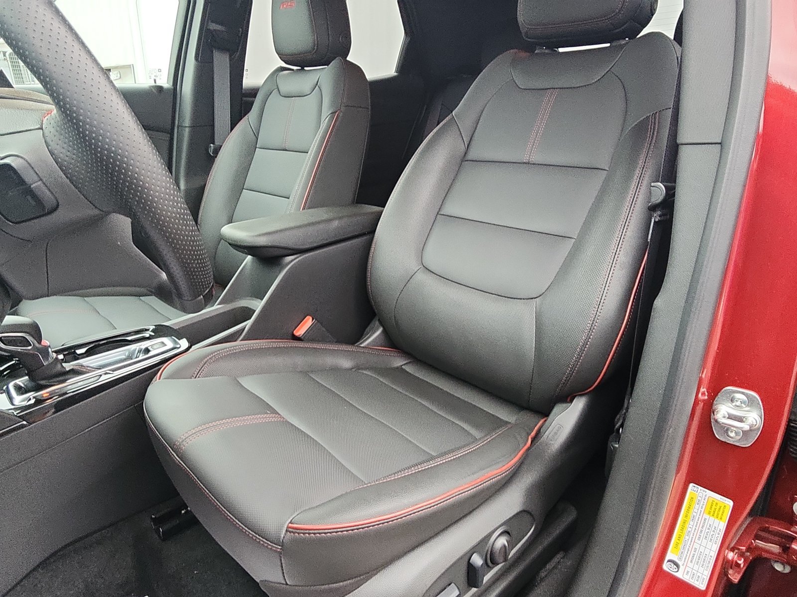 Used 2025 Chevrolet TrailBlazer RS w/ Convenience Package AWD/4WD image 21
