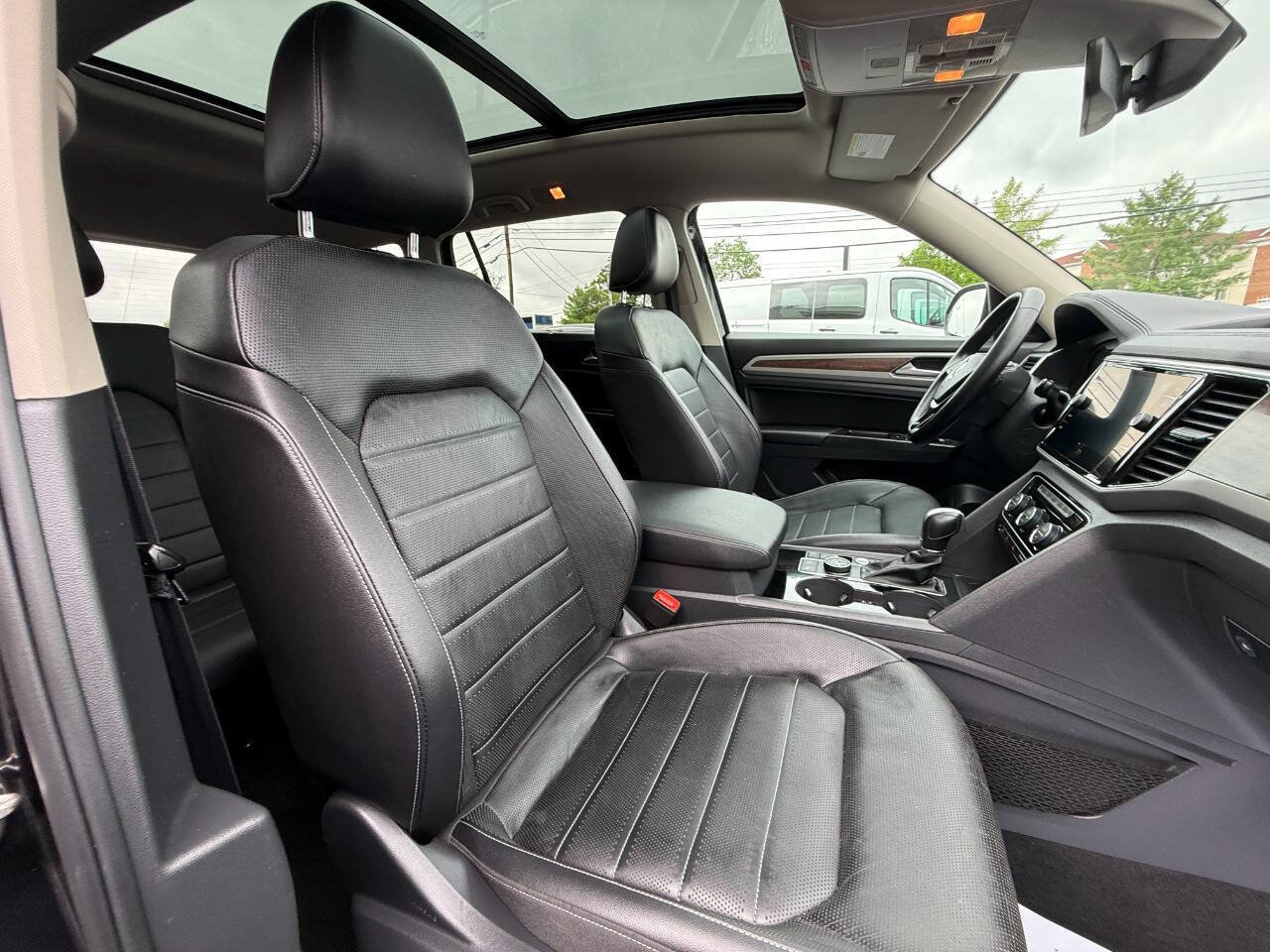 Used 2018 Volkswagen Atlas SEL Premium AWD/4WD image 10