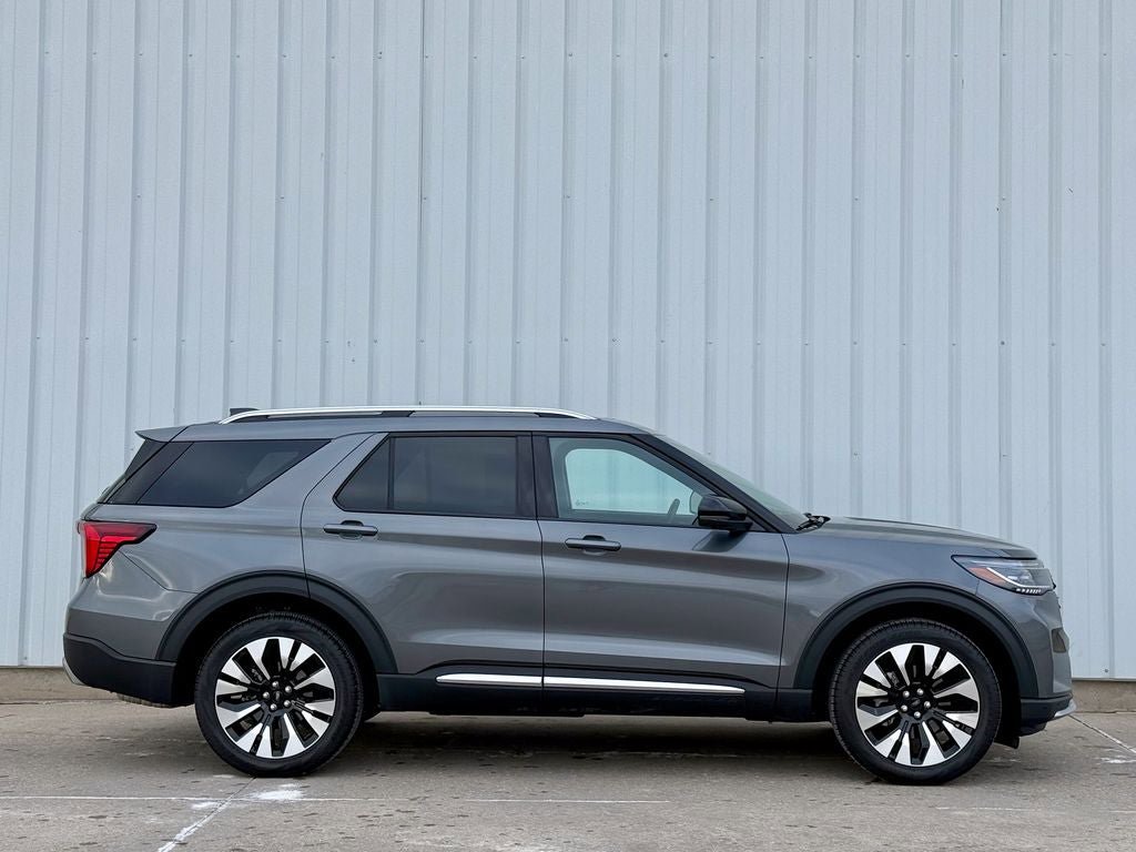 Certified 2025 Ford Explorer Platinum w/ LUX Leather Package AWD/4WD image 7