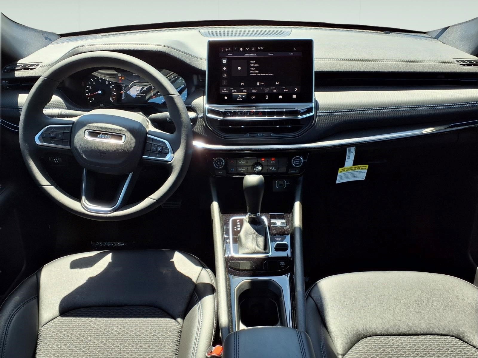 New 2026 Jeep Compass Latitude image 8