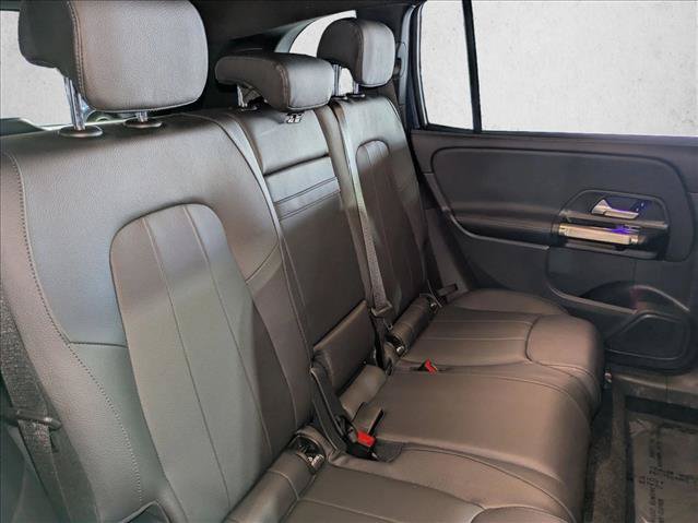 Used 2023 Mercedes-Benz GLB 250 image 23