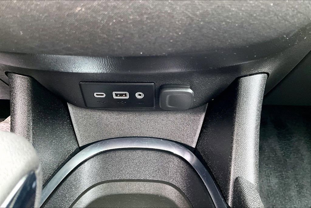 Used 2023 Chevrolet Malibu LT FWD image 26