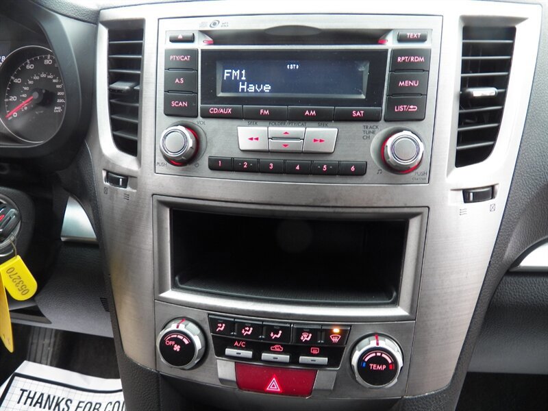 Used 2014 Subaru Outback 2.5i AWD/4WD image 13