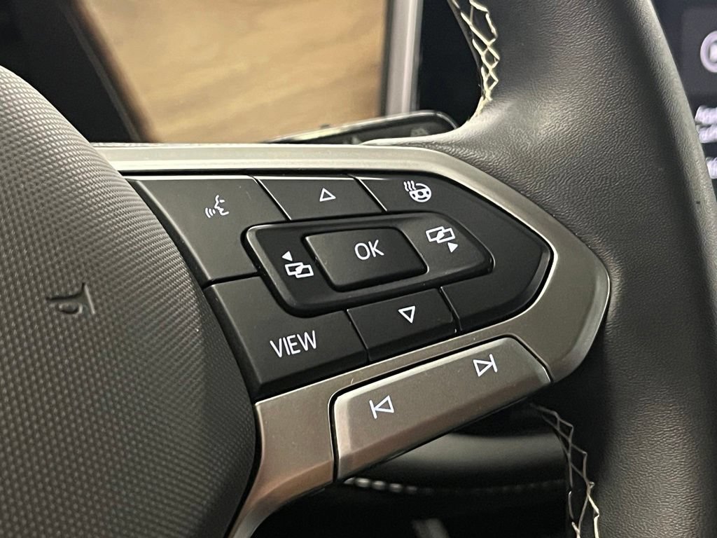 Used 2024 Volkswagen Atlas SE AWD/4WD image 29