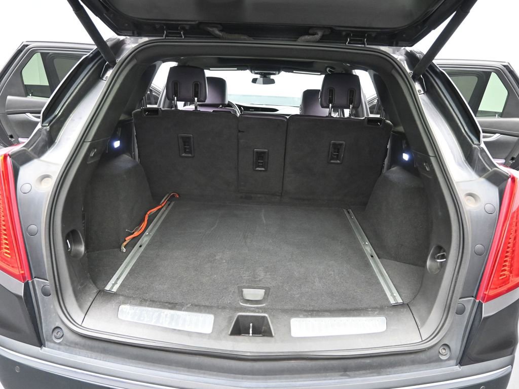 Used 2017 Cadillac XT5 Premium Luxury image 16