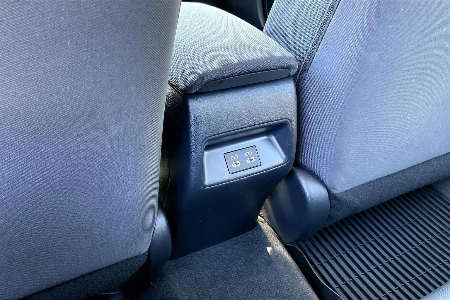 Used 2024 Toyota Corolla LE FWD image 33