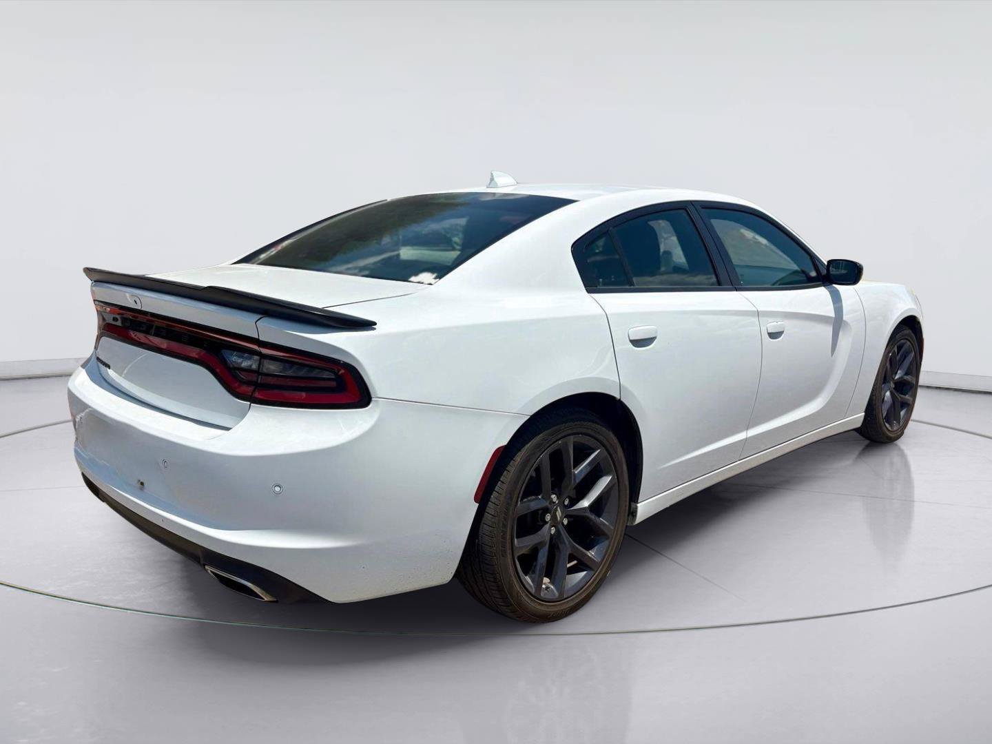 Used 2023 Dodge Charger SXT w/ Blacktop Package RWD image 5