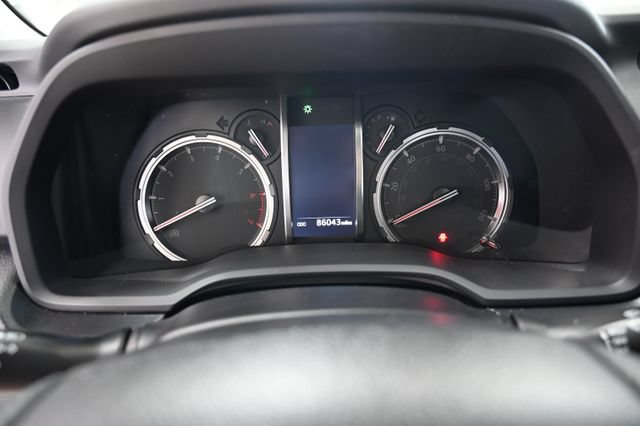 Used 2020 Toyota 4Runner Limited AWD/4WD image 35